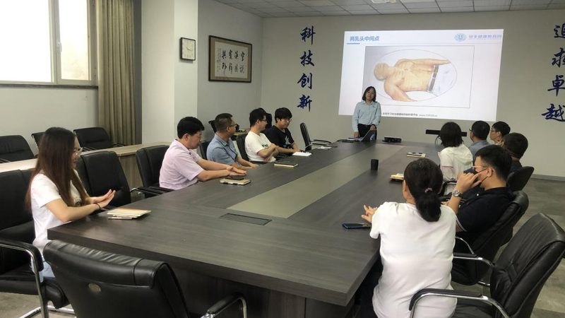 线上与线下考研培训费用解析：背后的逻辑与选择